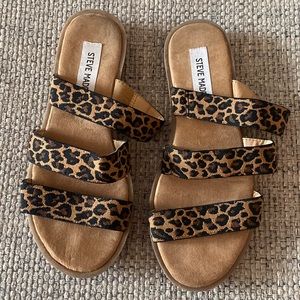 Steve Madden mini platform sandals